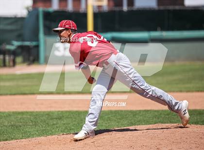 Thumbnail 1 in Franklin vs. Lowell (MIAA Division 1A Round 1 Playoff) photogallery.