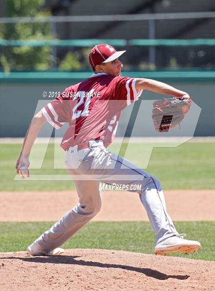 Thumbnail 3 in Franklin vs. Lowell (MIAA Division 1A Round 1 Playoff) photogallery.