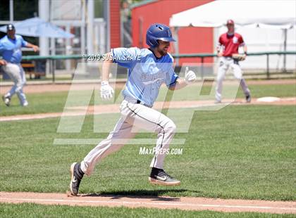 Thumbnail 1 in Franklin vs. Lowell (MIAA Division 1A Round 1 Playoff) photogallery.