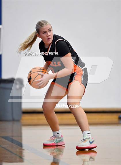 Thumbnail 3 in Vacaville vs. Ponderosa (Dorothy Speck Memorial) photogallery.