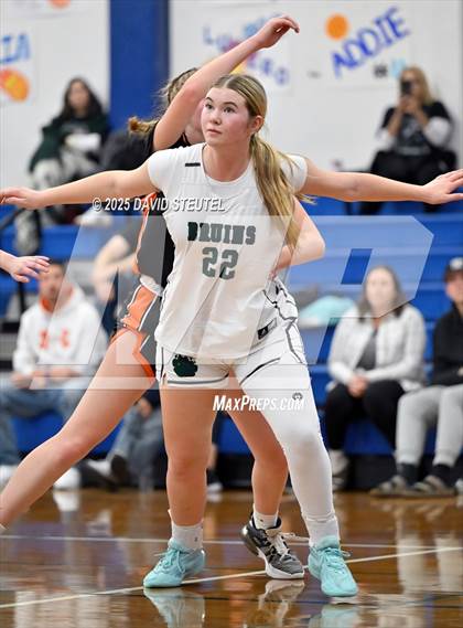 Thumbnail 2 in Vacaville vs. Ponderosa (Dorothy Speck Memorial) photogallery.