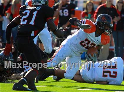 Thumbnail 2 in Argyle vs. Gilmer (3A Division 2 Region 2 Regional Final) photogallery.