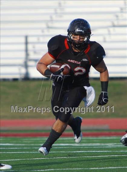 Thumbnail 3 in Argyle vs. Gilmer (3A Division 2 Region 2 Regional Final) photogallery.