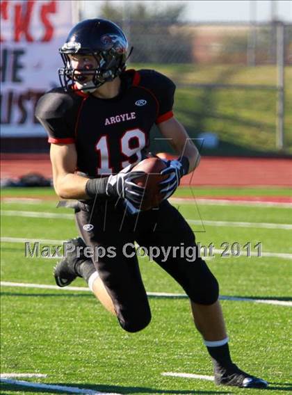 Thumbnail 1 in Argyle vs. Gilmer (3A Division 2 Region 2 Regional Final) photogallery.