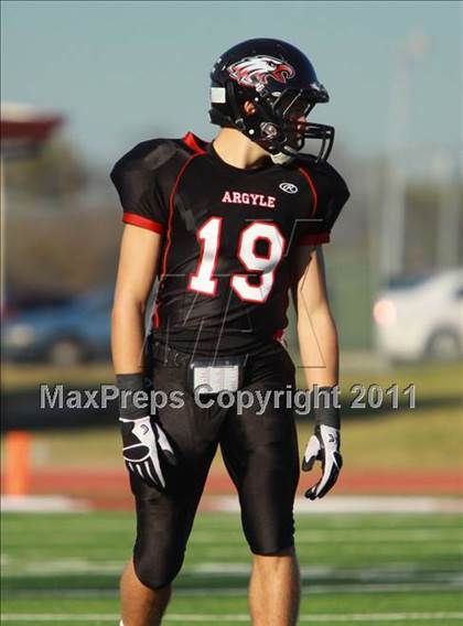 Thumbnail 3 in Argyle vs. Gilmer (3A Division 2 Region 2 Regional Final) photogallery.
