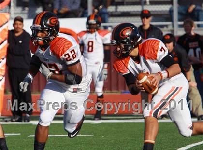 Thumbnail 1 in Argyle vs. Gilmer (3A Division 2 Region 2 Regional Final) photogallery.