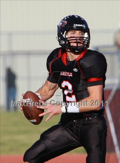 Thumbnail 2 in Argyle vs. Gilmer (3A Division 2 Region 2 Regional Final) photogallery.