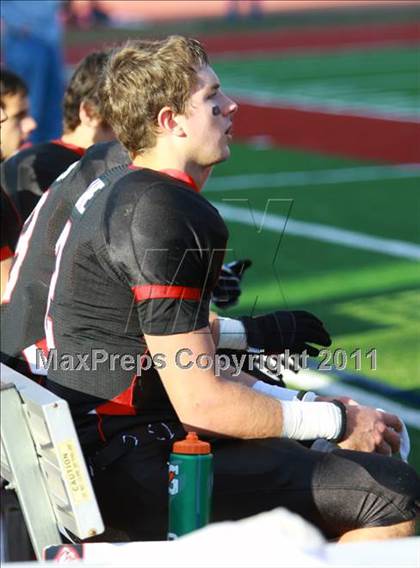 Thumbnail 3 in Argyle vs. Gilmer (3A Division 2 Region 2 Regional Final) photogallery.