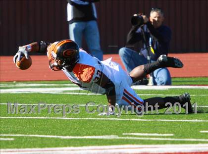 Thumbnail 1 in Argyle vs. Gilmer (3A Division 2 Region 2 Regional Final) photogallery.