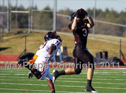 Thumbnail 3 in Argyle vs. Gilmer (3A Division 2 Region 2 Regional Final) photogallery.