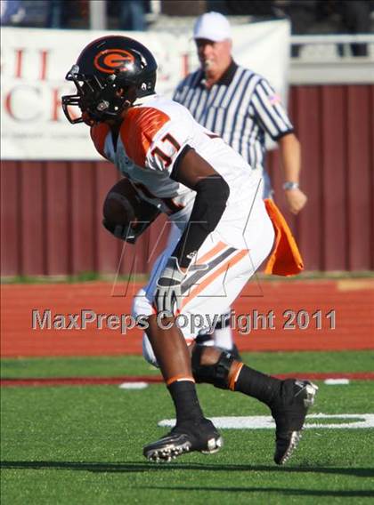 Thumbnail 3 in Argyle vs. Gilmer (3A Division 2 Region 2 Regional Final) photogallery.