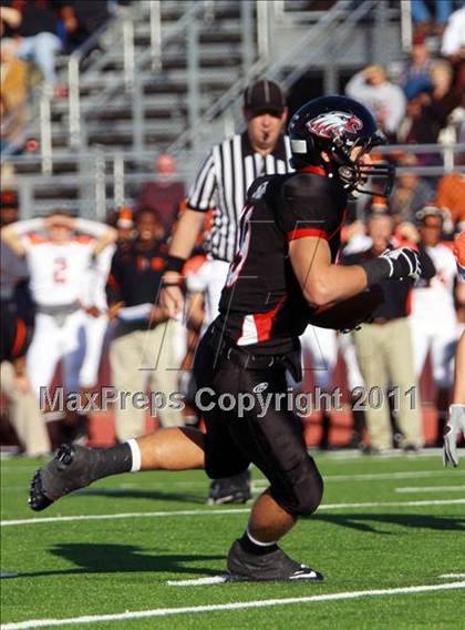 Thumbnail 1 in Argyle vs. Gilmer (3A Division 2 Region 2 Regional Final) photogallery.