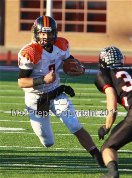 Thumbnail 1 in Argyle vs. Gilmer (3A Division 2 Region 2 Regional Final) photogallery.