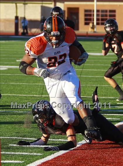 Thumbnail 3 in Argyle vs. Gilmer (3A Division 2 Region 2 Regional Final) photogallery.