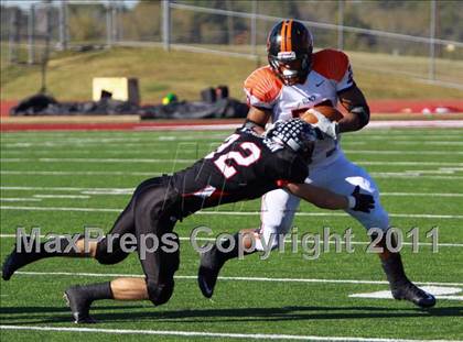 Thumbnail 2 in Argyle vs. Gilmer (3A Division 2 Region 2 Regional Final) photogallery.
