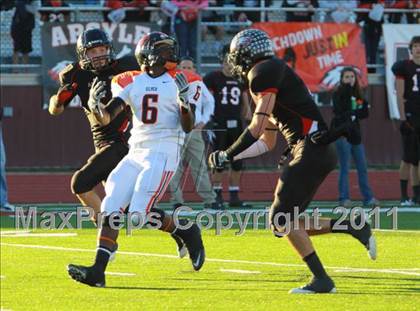 Thumbnail 3 in Argyle vs. Gilmer (3A Division 2 Region 2 Regional Final) photogallery.