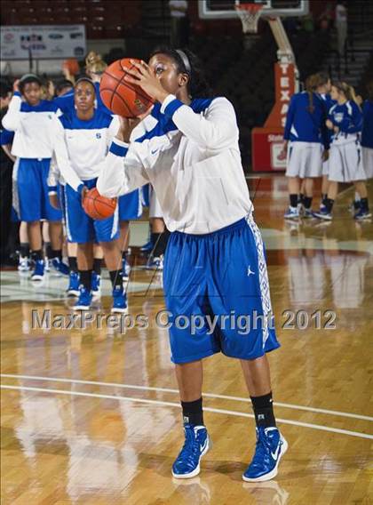 Thumbnail 1 in Mansfield Summit vs. Barbers Hill (UIL 4A Semifinal) photogallery.