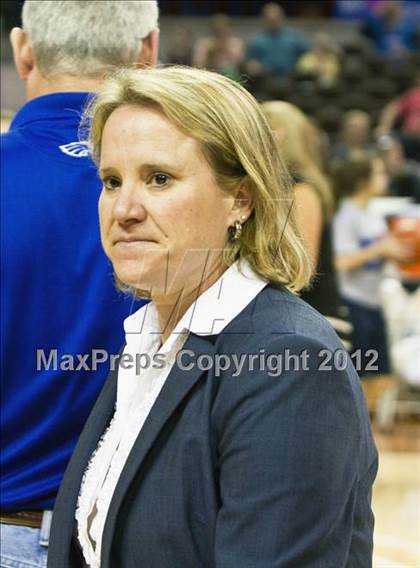 Thumbnail 1 in Mansfield Summit vs. Barbers Hill (UIL 4A Semifinal) photogallery.