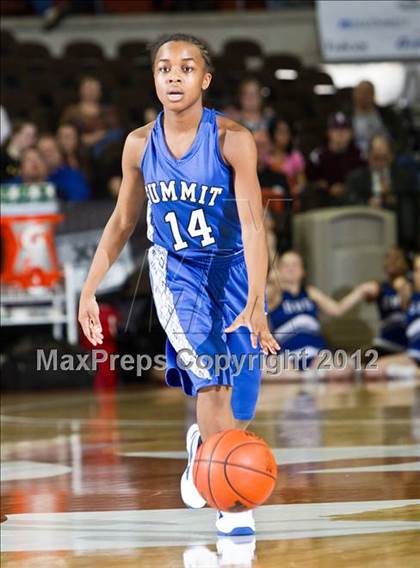 Thumbnail 2 in Mansfield Summit vs. Barbers Hill (UIL 4A Semifinal) photogallery.