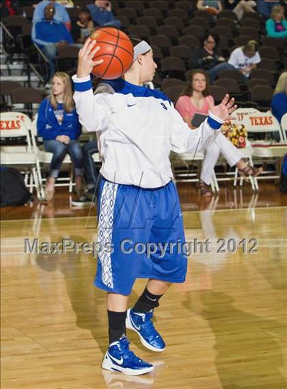 Thumbnail 3 in Mansfield Summit vs. Barbers Hill (UIL 4A Semifinal) photogallery.