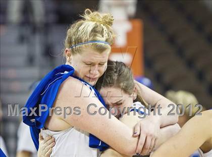 Thumbnail 3 in Mansfield Summit vs. Barbers Hill (UIL 4A Semifinal) photogallery.