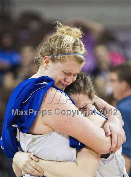 Thumbnail 1 in Mansfield Summit vs. Barbers Hill (UIL 4A Semifinal) photogallery.