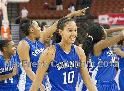Thumbnail 3 in Mansfield Summit vs. Barbers Hill (UIL 4A Semifinal) photogallery.