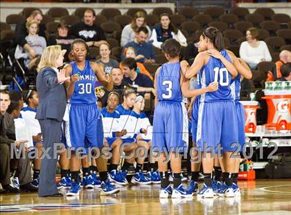 Thumbnail 3 in Mansfield Summit vs. Barbers Hill (UIL 4A Semifinal) photogallery.