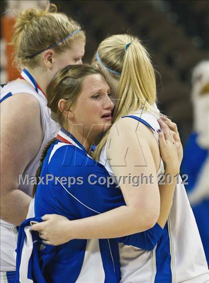 Thumbnail 3 in Mansfield Summit vs. Barbers Hill (UIL 4A Semifinal) photogallery.