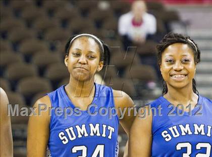 Thumbnail 2 in Mansfield Summit vs. Barbers Hill (UIL 4A Semifinal) photogallery.