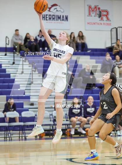 Thumbnail 2 in Skyridge @ Copper Hills (Sophomore) photogallery.