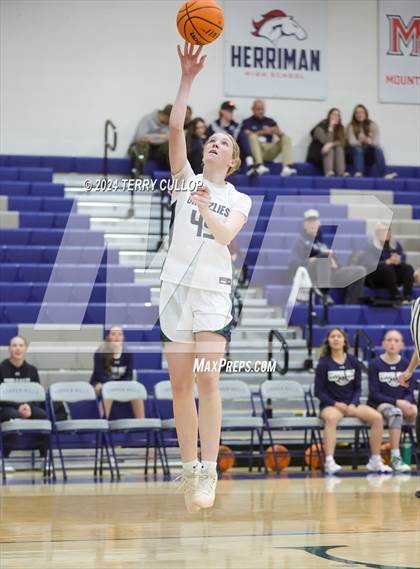 Thumbnail 1 in Skyridge @ Copper Hills (Sophomore) photogallery.