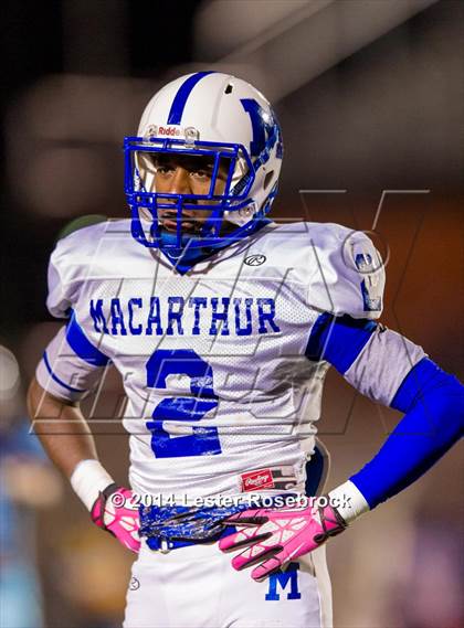 Thumbnail 3 in MacArthur vs. Johnson photogallery.