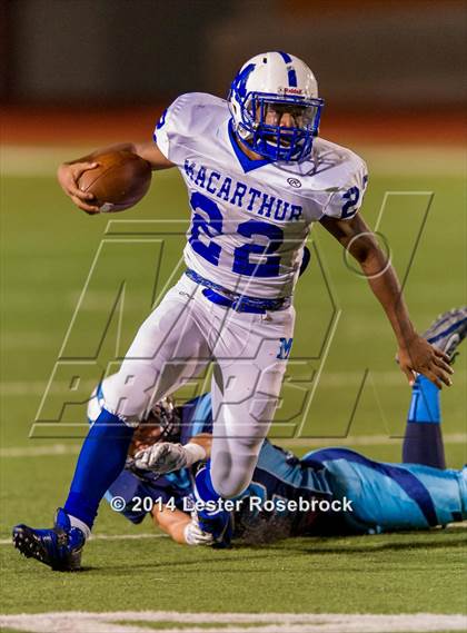 Thumbnail 2 in MacArthur vs. Johnson photogallery.