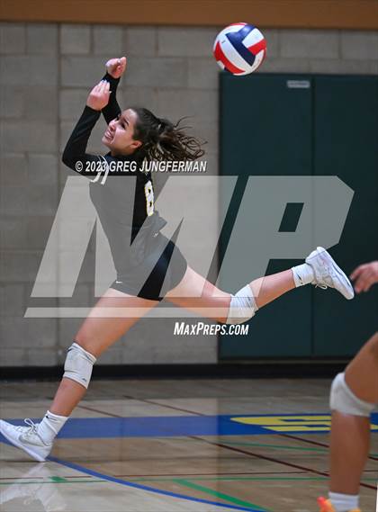 Thumbnail 1 in Lick-Wilmerding vs. San Domenico photogallery.