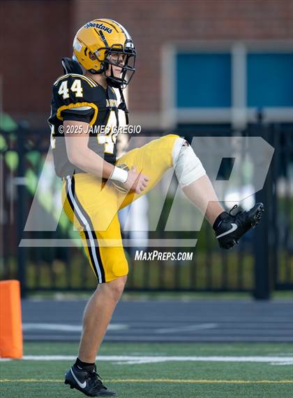 Thumbnail 2 in Blackhawk @ Montour photogallery.