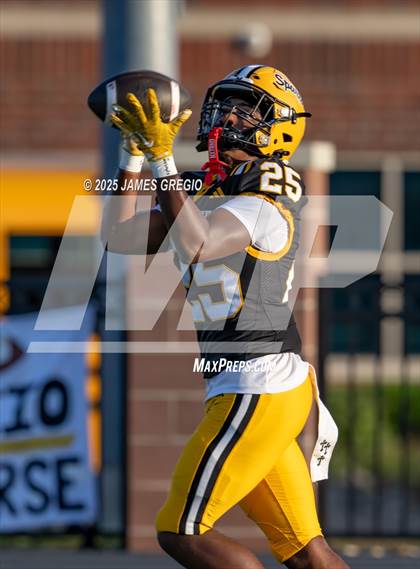 Thumbnail 1 in Blackhawk @ Montour photogallery.