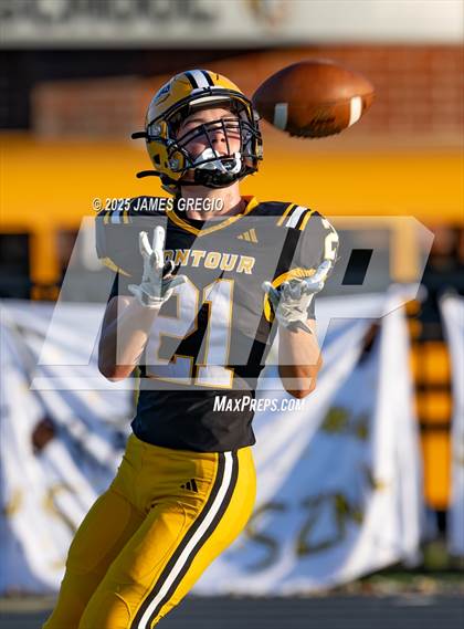 Thumbnail 2 in Blackhawk @ Montour photogallery.