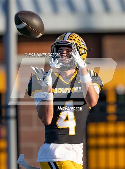 Thumbnail 1 in Blackhawk @ Montour photogallery.