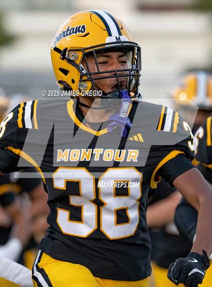 Thumbnail 1 in Blackhawk @ Montour photogallery.