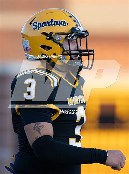 Thumbnail 2 in Blackhawk @ Montour photogallery.