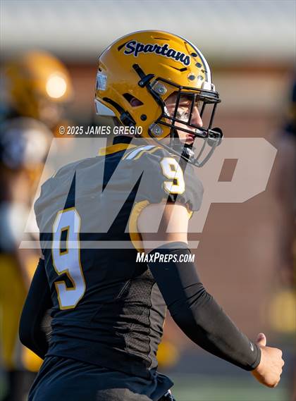 Thumbnail 3 in Blackhawk @ Montour photogallery.