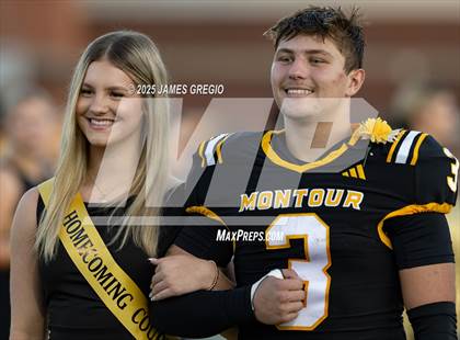 Thumbnail 2 in Blackhawk @ Montour photogallery.