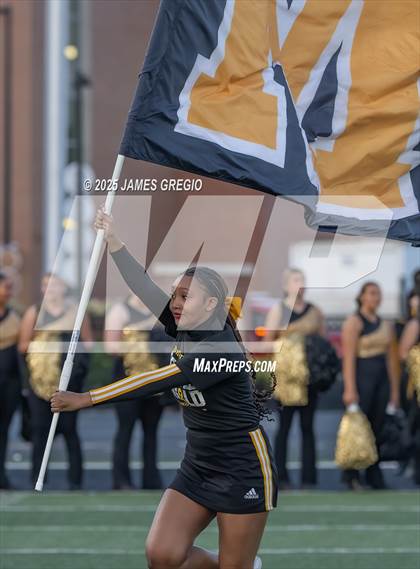 Thumbnail 3 in Blackhawk @ Montour photogallery.