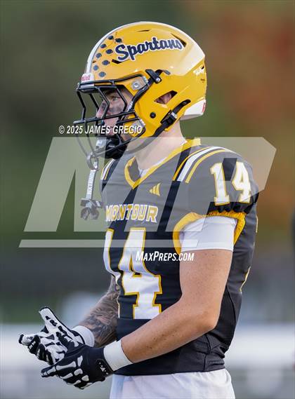 Thumbnail 2 in Blackhawk @ Montour photogallery.