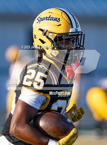 Thumbnail 1 in Blackhawk @ Montour photogallery.