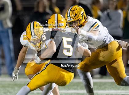 Thumbnail 2 in Blackhawk @ Montour photogallery.