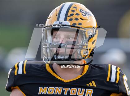 Thumbnail 3 in Blackhawk @ Montour photogallery.