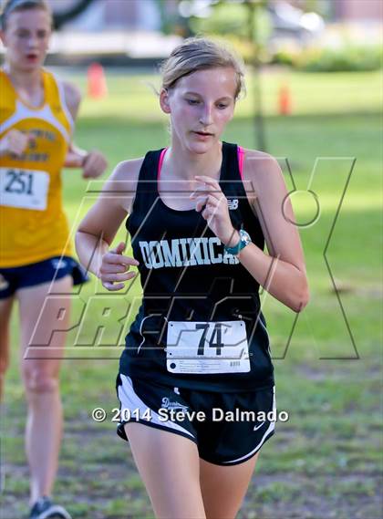 Thumbnail 3 in Isidore Newman Invitational photogallery.