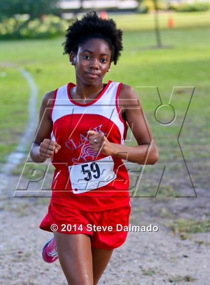 Thumbnail 2 in Isidore Newman Invitational photogallery.